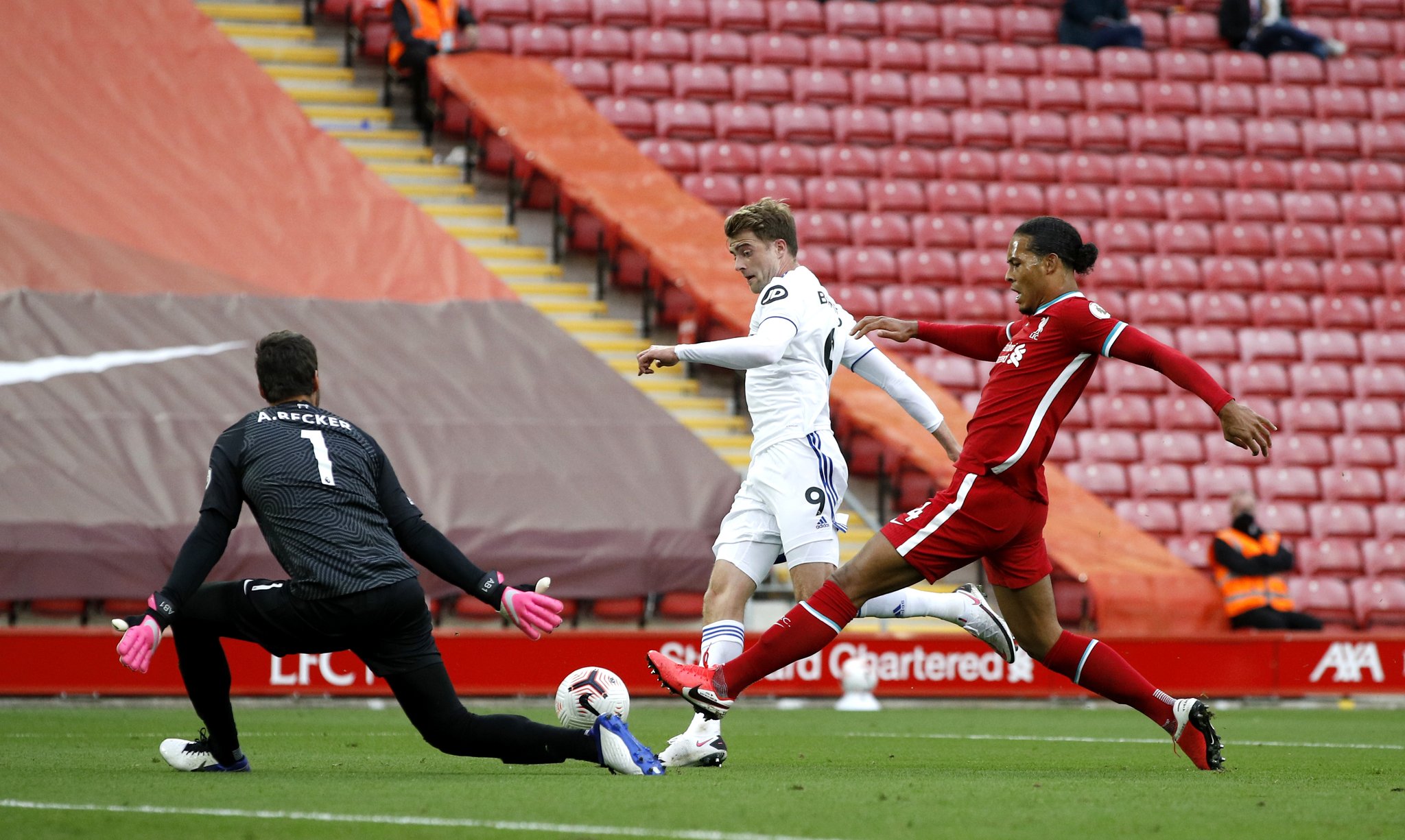 他的位置恐 他的位置恐